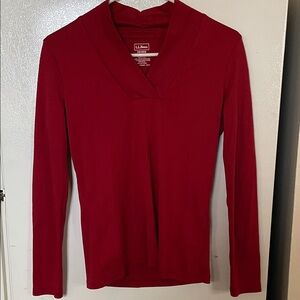 L.L. Bean Women's‎ XS Crimson Red Long Sleeve Tee